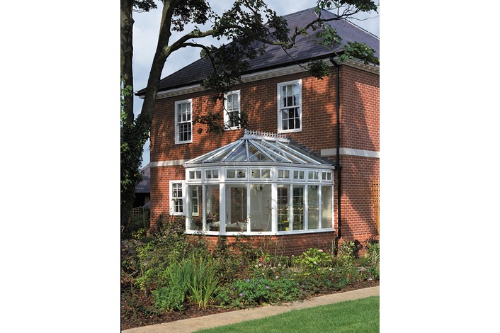 White dwarf wall Victorian conservatory with glass roof